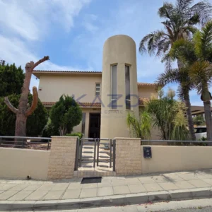 4 Bedroom House for Sale in Limassol – Agios Athanasios