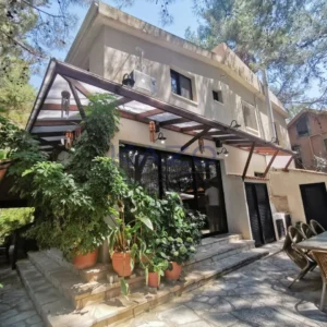 4 Bedroom House for Sale in Moniatis, Limassol District