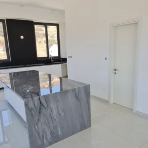 6+ Bedroom House for Rent in Agios Tychonas, Limassol District