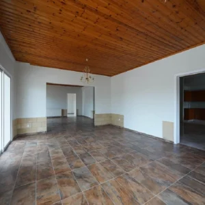 5 Bedroom House for Sale in Palaiometocho, Nicosia District
