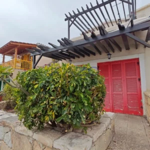 2 Bedroom House for Sale in Agios Tychonas, Limassol District