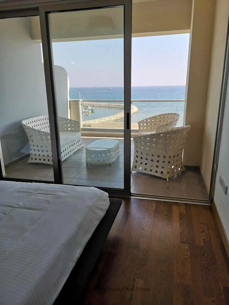 Cheap Apartments for Sale Larnaca up to 1000000 euro