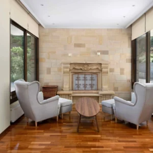 5 Bedroom House for Sale