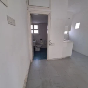 45m² Commercial for Rent in Strovolos, Nicosia District