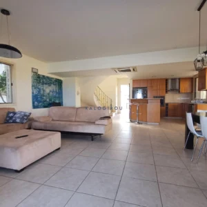 3 Bedroom House for Sale in Pervolia Larnacas