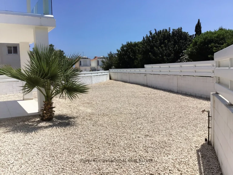 Cheap Houses and Villas for Sale Famagusta up to 300000 euro