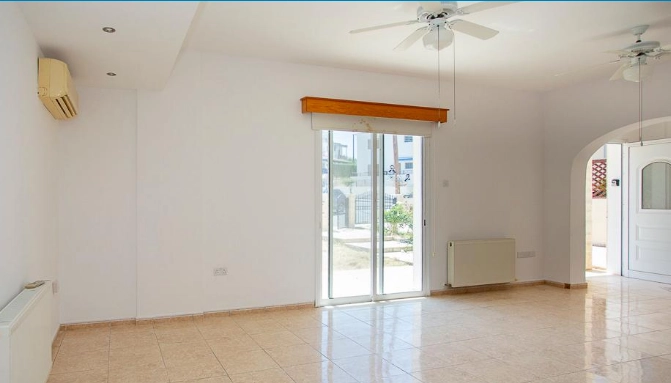 Cheap Houses and Villas for Sale Paphos up to 400000 euro