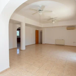 4 Bedroom House for Sale in Argaka, Paphos District