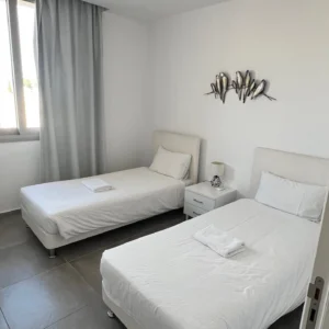 2 Bedroom Apartment for Sale in Paphos – Universal