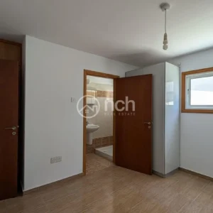 5 Bedroom House for Sale