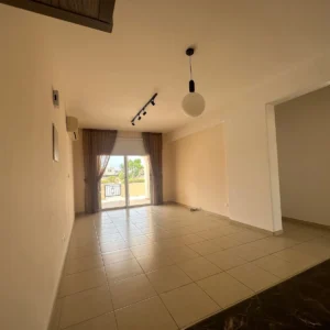 2 Bedroom Apartment for Sale in Paphos – Universal