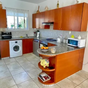 3 Bedroom House for Sale in Pegeia, Paphos District