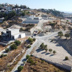1,350m² Plot for Sale in Agios Tychonas, Limassol District