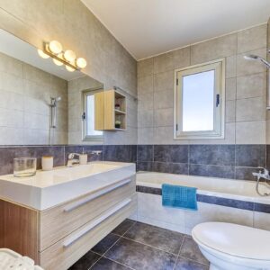 2 Bedroom Apartment for Rent in Limassol – Mesa Geitonia
