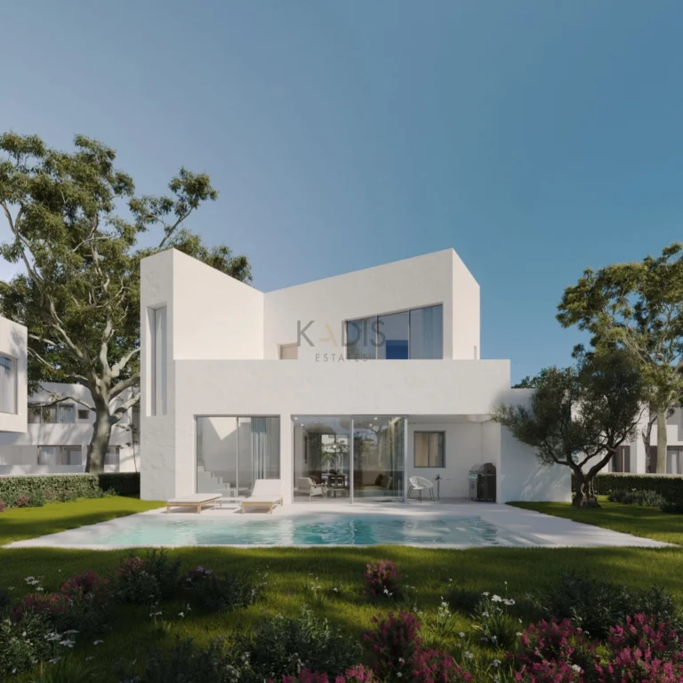 Cheap Houses and Villas for Sale Larnaca up to 600000 euro