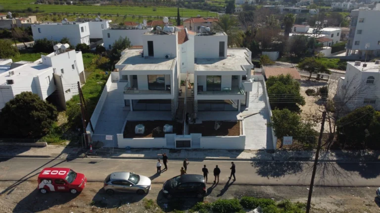 Cheap Houses and Villas for Sale Paphos up to 600000 euro