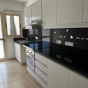 3 Bedroom Apartment for Sale in Paphos – Universal