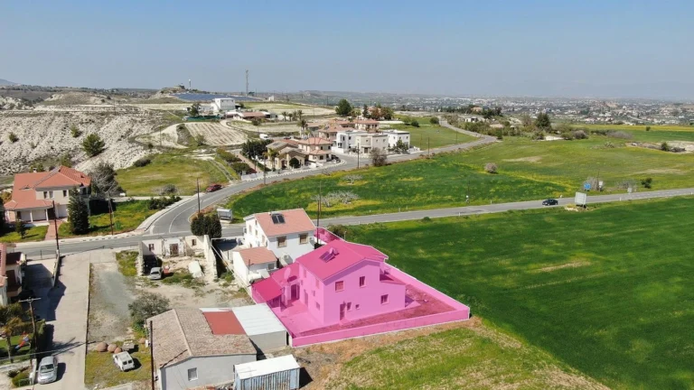 Cheap Houses and Villas for Sale Nicosia up to 300000 euro