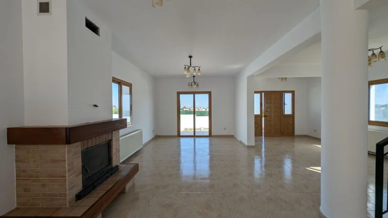 Cheap Houses and Villas for Sale Nicosia up to 300000 euro