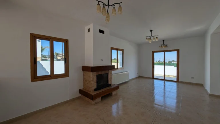Cheap Houses and Villas for Sale Nicosia up to 300000 euro