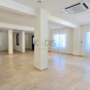 5 Bedroom House for Sale in Limassol – Kapsalos