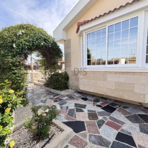 5 Bedroom House for Sale in Engomi, Nicosia District