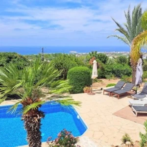 3 Bedroom House for Sale in Peyia, Paphos District
