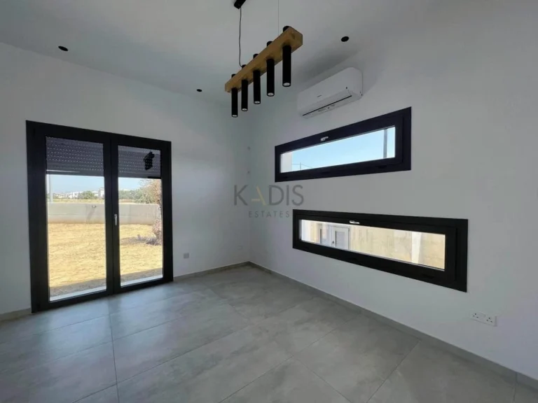 Cheap Houses and Villas for Sale Nicosia up to 300000 euro