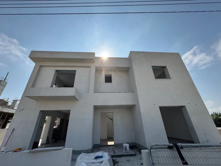 Cheap Houses and Villas for Sale Limassol up to 500000 euro