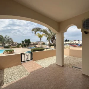 2 Bedroom Apartment for Sale in Paphos – Universal