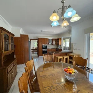 5 Bedroom House for Rent in Monagroulli, Limassol District