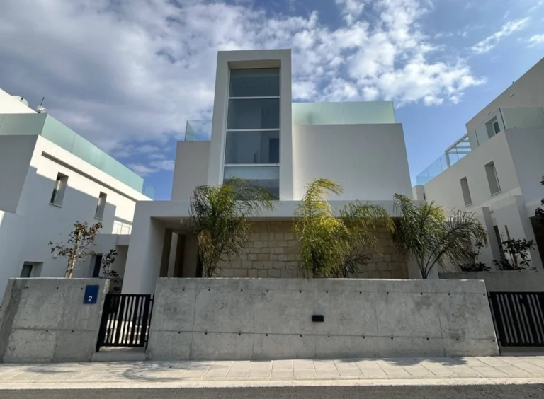 Cheap Houses and Villas for Sale Famagusta up to 900000 euro