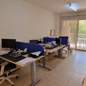 77m² Office for Rent in Larnaca District