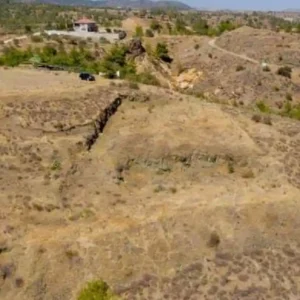 5,445m² Plot for Sale in Kampia, Nicosia District