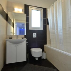 3 Bedroom Apartment for Rent in Germasogeia, Limassol District