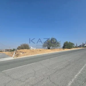 898m² Plot for Sale in Erimi, Limassol District
