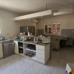 Σπίτι 6+ Υπνοδωματίων προς Ενοικίαση στην Πέγεια, Επαρχία Πάφου