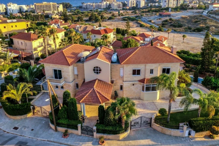 Villas