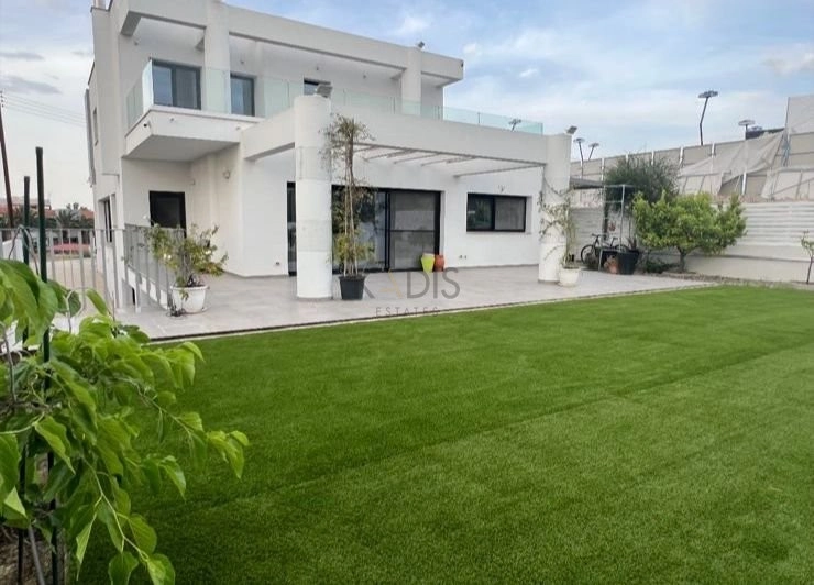 Cheap Houses and Villas for Sale Nicosia up to 900000 euro