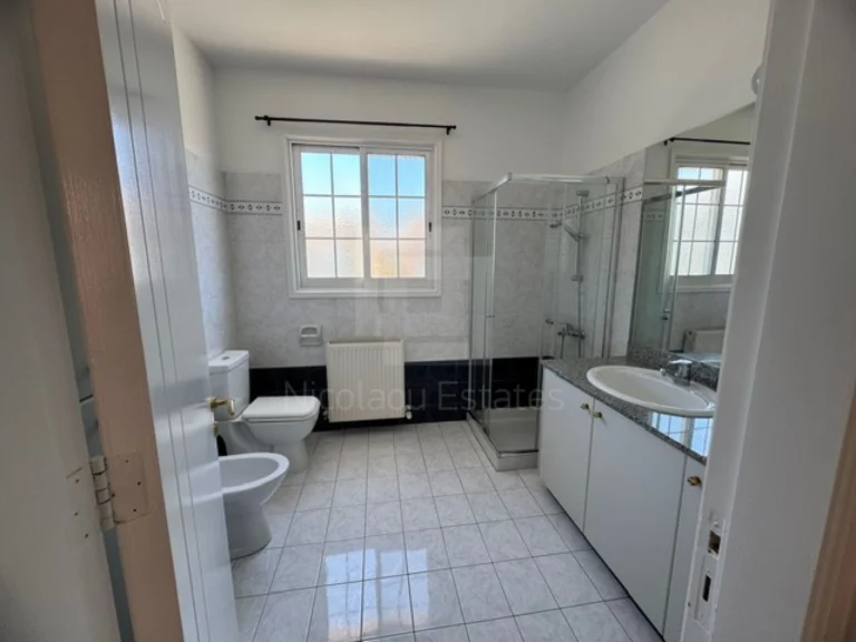 Cheap Houses and Villas for Sale Nicosia up to 500000 euro