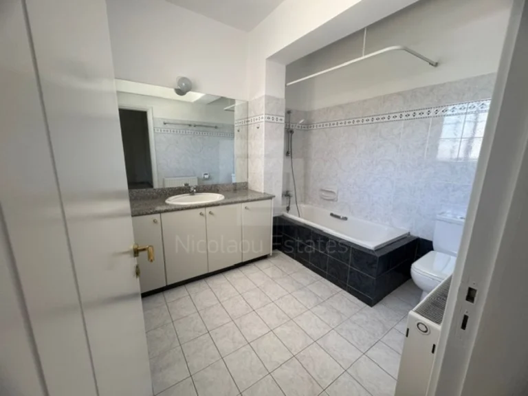 Cheap Houses and Villas for Sale Nicosia up to 500000 euro