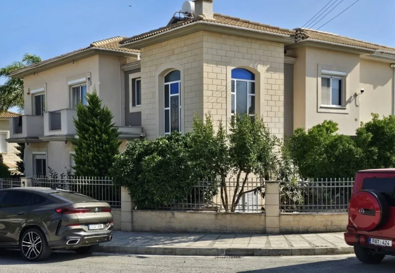 5 Bedroom House for Sale in Agios Tychonas, Limassol District