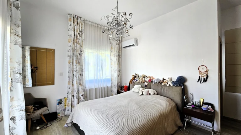 5 Bedroom House for Sale in Agios Tychonas, Limassol District