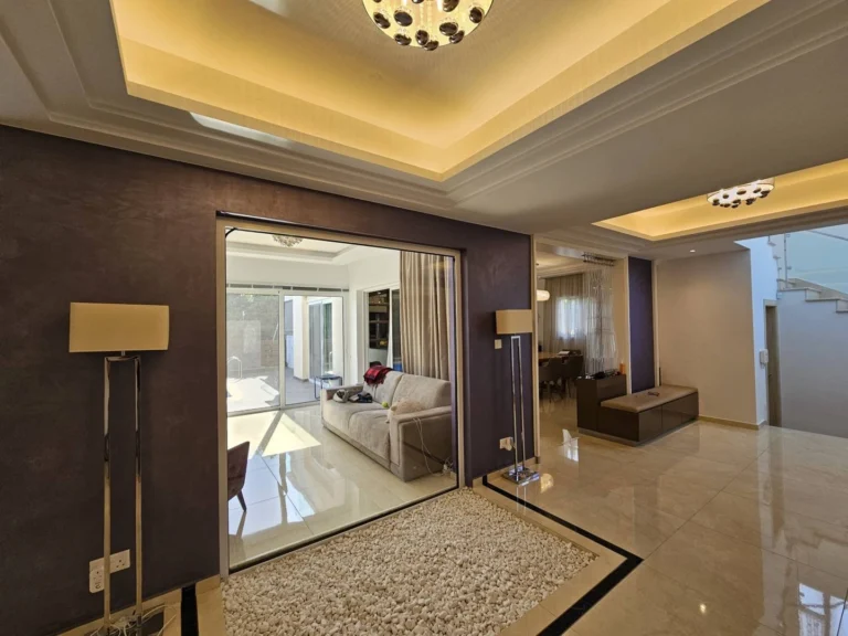 5 Bedroom House for Sale in Agios Tychonas, Limassol District