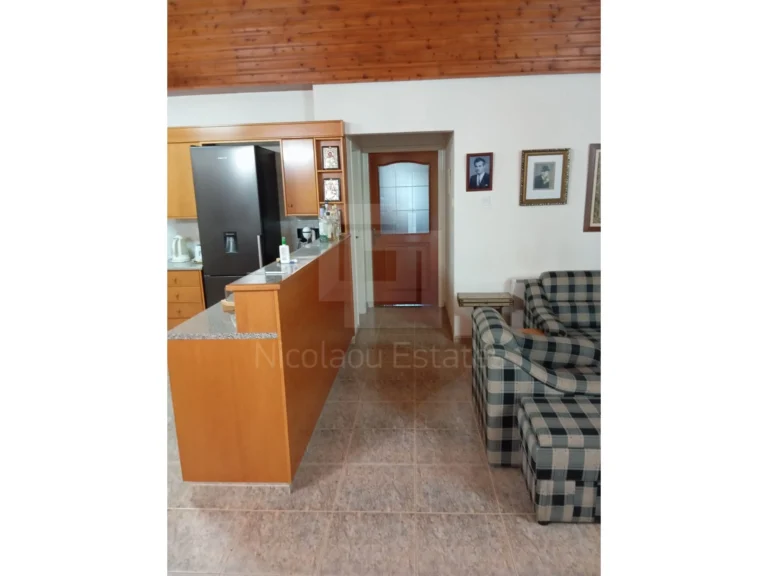 Cheap Houses and Villas for Sale Limassol up to 300000 euro