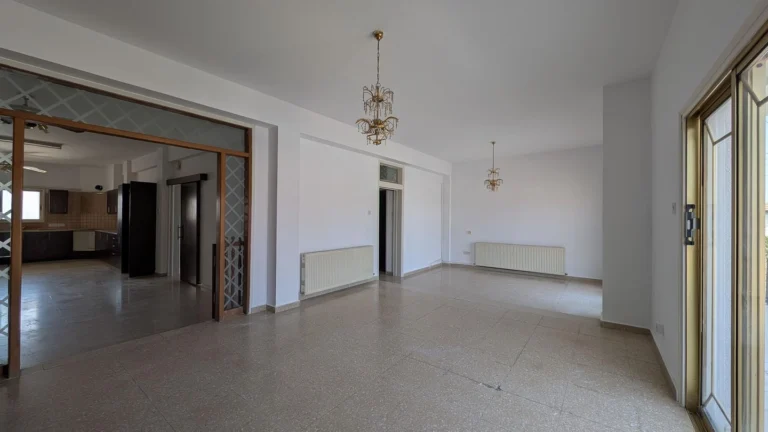 Cheap Houses and Villas for Sale Larnaca