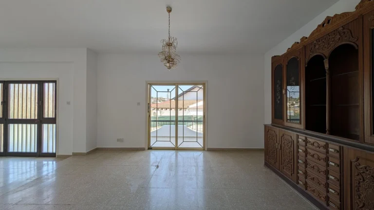 Cheap Houses and Villas for Sale Larnaca
