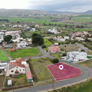 586m² Plot for Sale in Klirou, Nicosia District