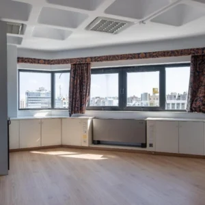 238m² Office for Sale in Agioi Omologites, Nicosia District