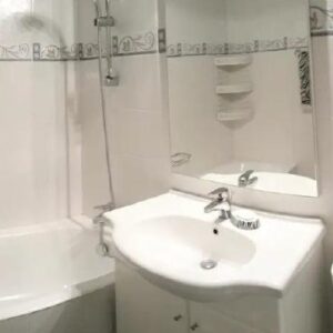 2 Bedroom Apartment for Rent in Germasogeia, Limassol District